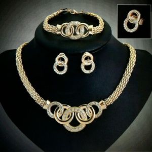 Rhinestone jewelry set